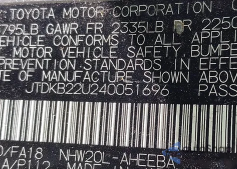 2004 Toyota Prius from USA, damaged, VIN JTDKB22U240051696